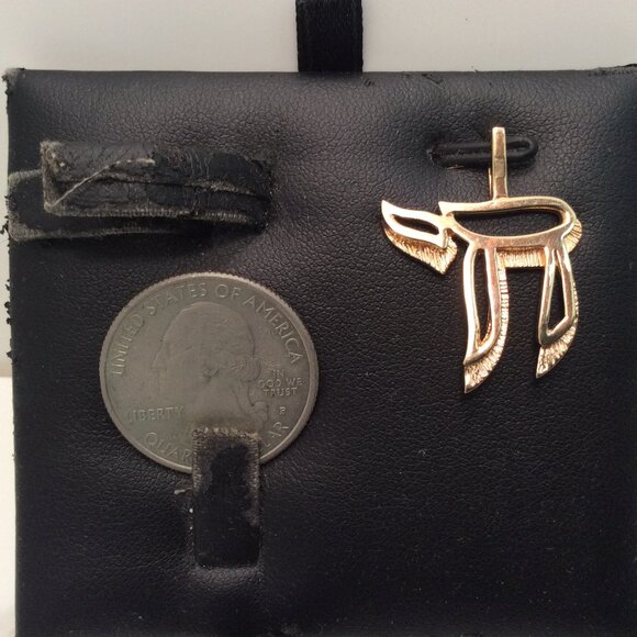 14K Yellow Real Solid Gold Jewish Hai Chai 18 Long Life Pendant Charm 3.30gr - Picture 4 of 8